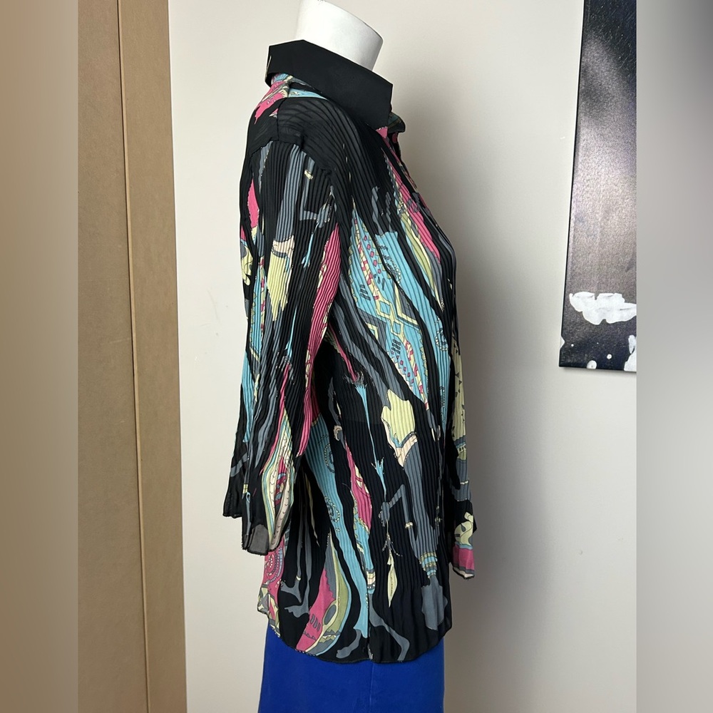 Womens Black Multi-Color Patterned Button-Front Top - Picture 6 of 11